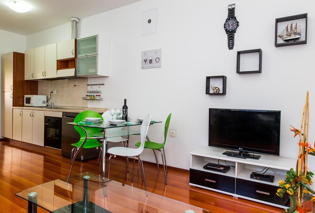 Apartman Nikolic 2 Apartman Kaštela Kültér fotó