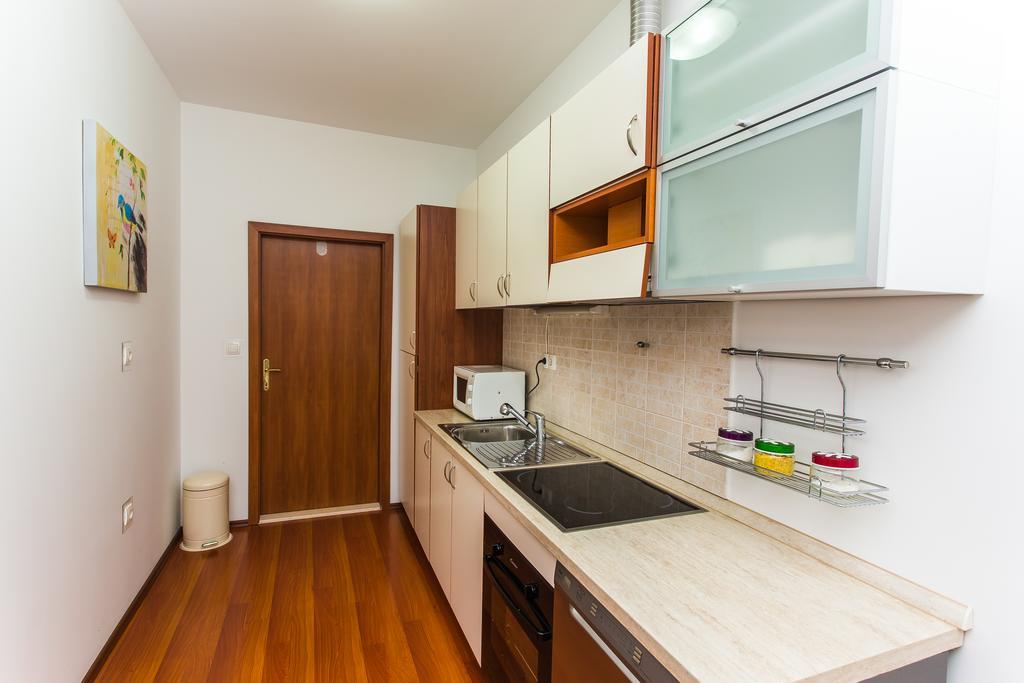 Apartman Nikolic 2 Apartman Kaštela Kültér fotó