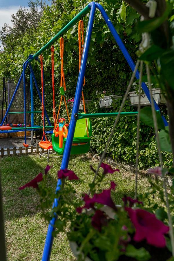 Apartman Nikolic 2 Apartman Kaštela Kültér fotó